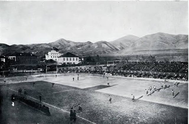 Kickoff during the 1916 Colorado – Utah game