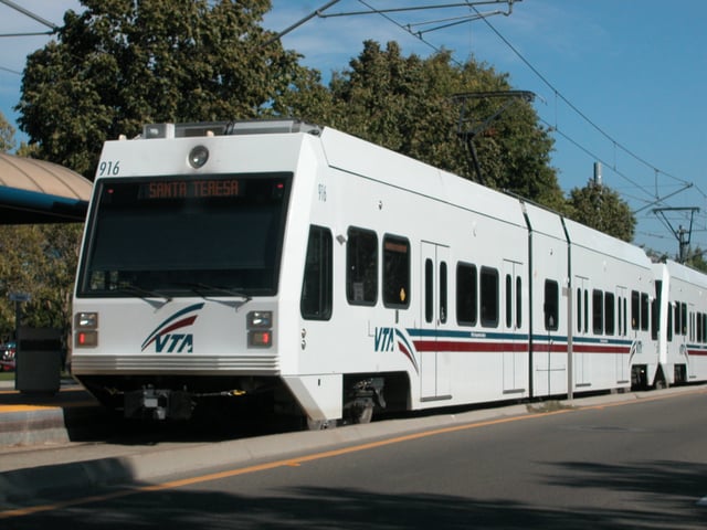 Santa Clara Valley Transportation Authority (VTA) light rail