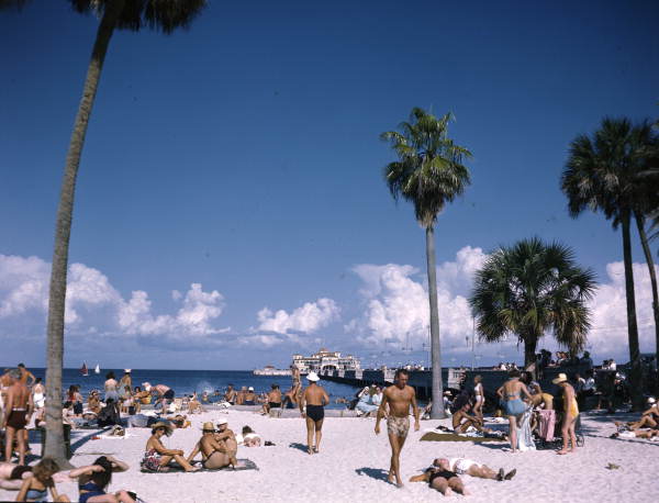 Spa Beach, located in downtown St. Petersburg, pictured in 1954