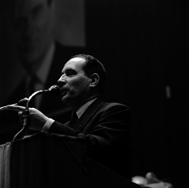 Mitterrand in Toulouse on 17 December 1965 during the 1965 presidential election campaign