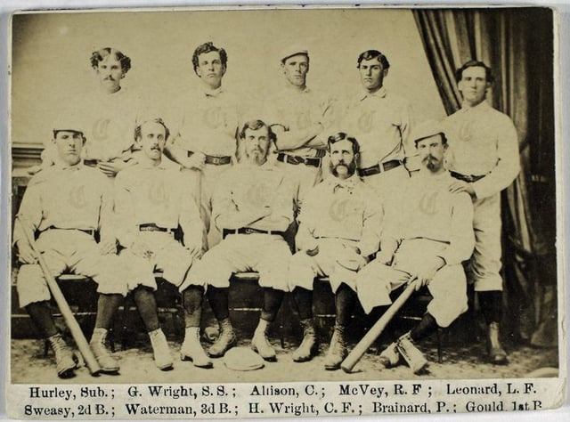 최초의 프로 야구 팀 신시내티 레드 스타킹즈(현재의 신시내티 레즈)(1869).