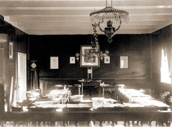 Løgting hall about 1900.