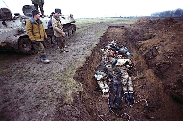 Mass grave in Chechnya (2000)