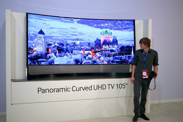 Samsung UN105S9 105-inch 4K ultra-high-definition television
