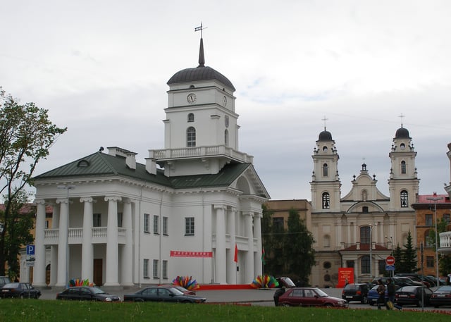 The city hall (rebuilt in 2003) overlooks the Cathedral of Saint Virgin Mary.