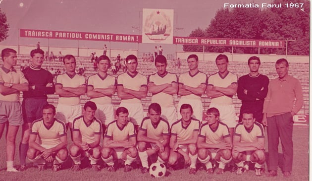 Farul Constanța's 1967–68 squad that played in the Balkans Cup.