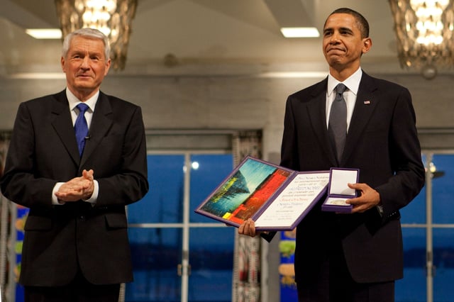 Barack Obama with Thorbjørn Jagland at the 2009 Nobel Peace Prize ceremony