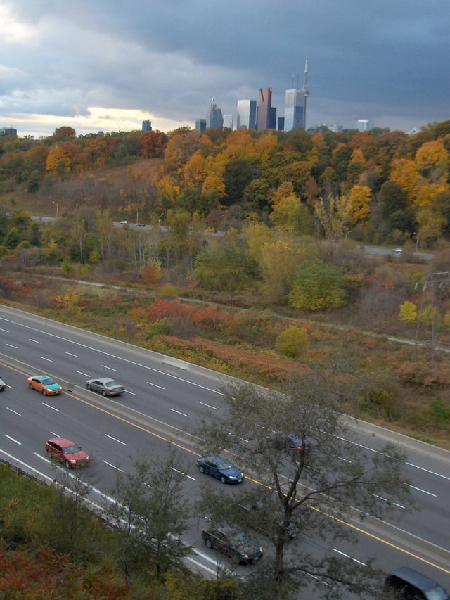The Don Valley Parkway in the autumn facing southwest from the Prince Edward Viaduct