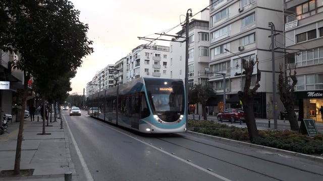 A Konak Tram heading towards Halkapınar station