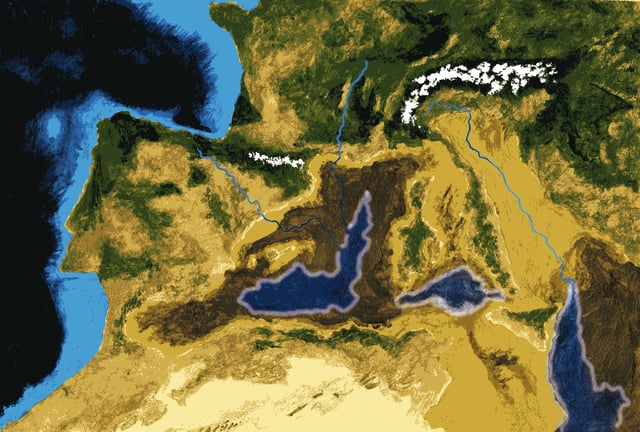 Messinian salinity crisis before the Zanclean flood