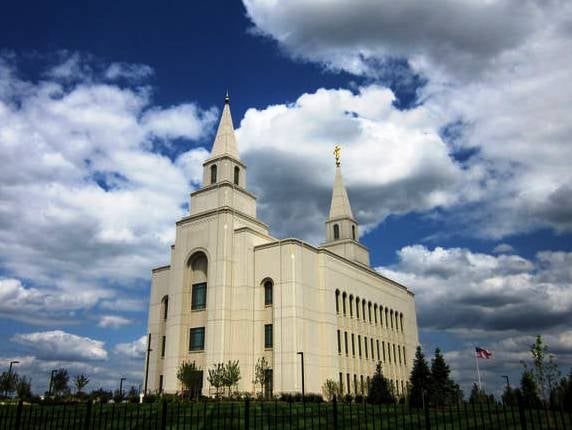 The Latter-Day Saints Temple in Kansas City.