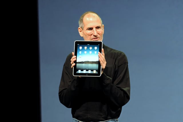 Jobs introducing the iPad, San Francisco, January 27, 2010