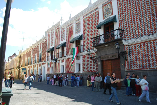 Buildings decorated with tile in the historic center of Puebla
