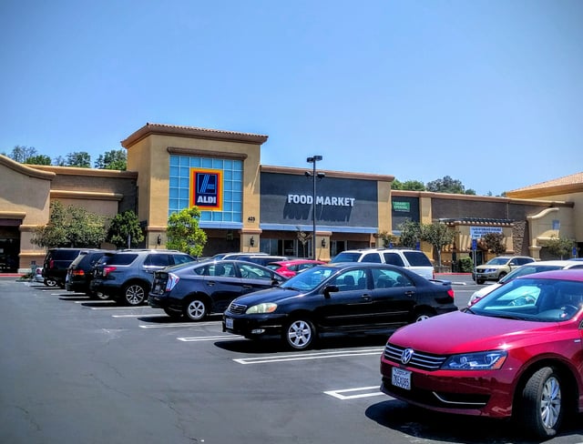 New style of Aldi Süd in Simi Valley, CA, USA