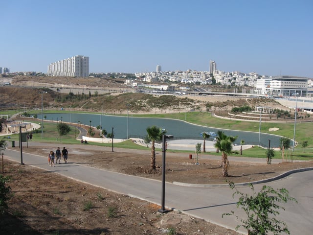 Wadi Anaba Park west of the city center