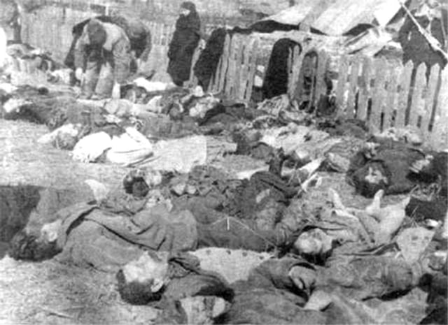 Polish victims of a massacre committed by UPA in the village of Lipniki, 1943
