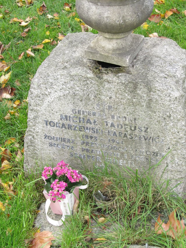 Michał Tokarzewski gravestone in Brompton Cemetery, London.