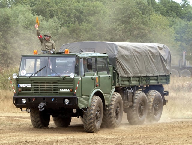 Tatra 813 KOlos 8x8 Drive Military Truck