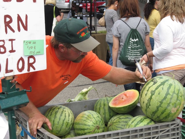 Farmers' market in Lansing