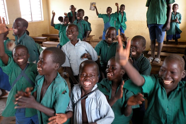 Children attending a primary education program for conflict-affected students