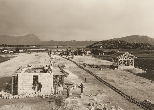 Construction of the train station in 1938