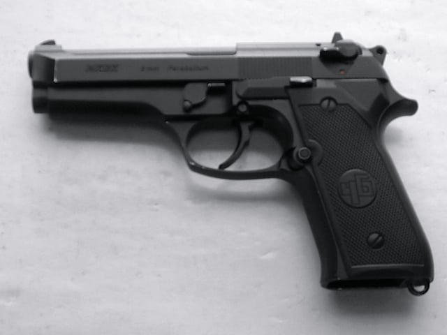 Turkish Beretta 92 copy, the Yavuz 16 Compact.