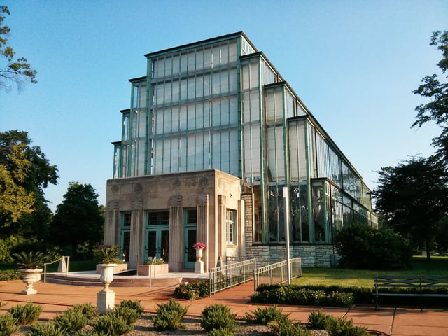 The Jewel Box, a greenhouse and event venue in Forest Park