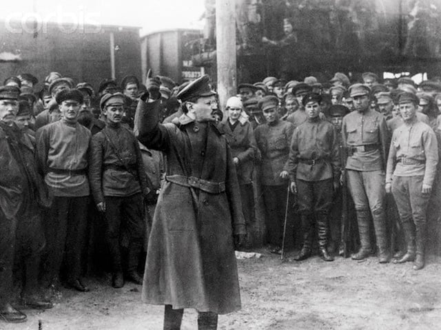 Trotsky addressing soldiers of the Red Army during the Polish-Soviet War.
