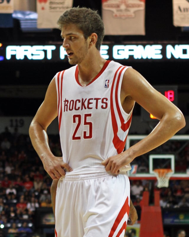 Parsons with the Rockets in October 2012