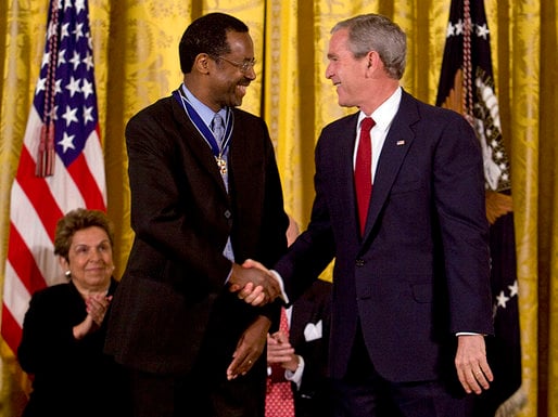 Carson and President George W. Bush in 2008