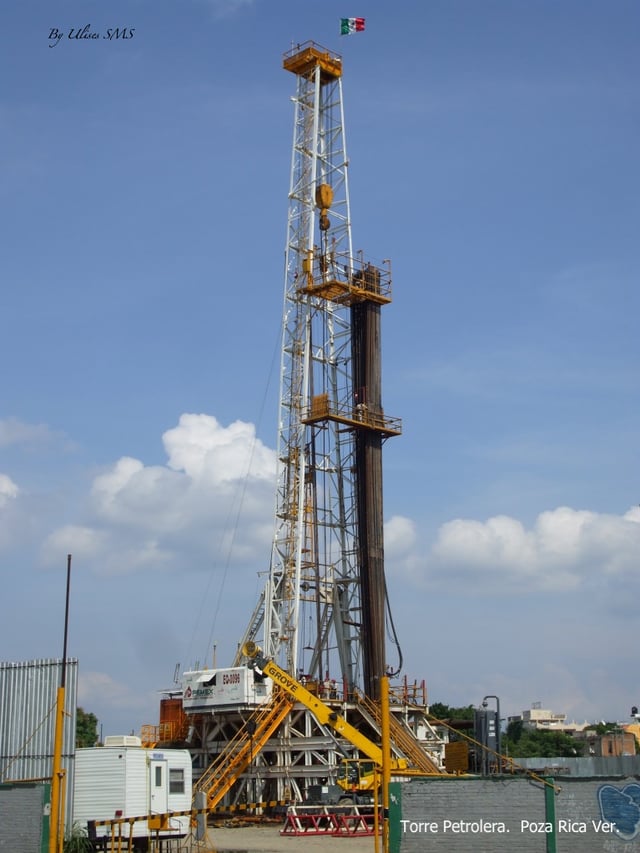 Petroleum tower in Poza Rica