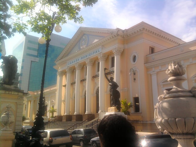 The Niterói city council.
