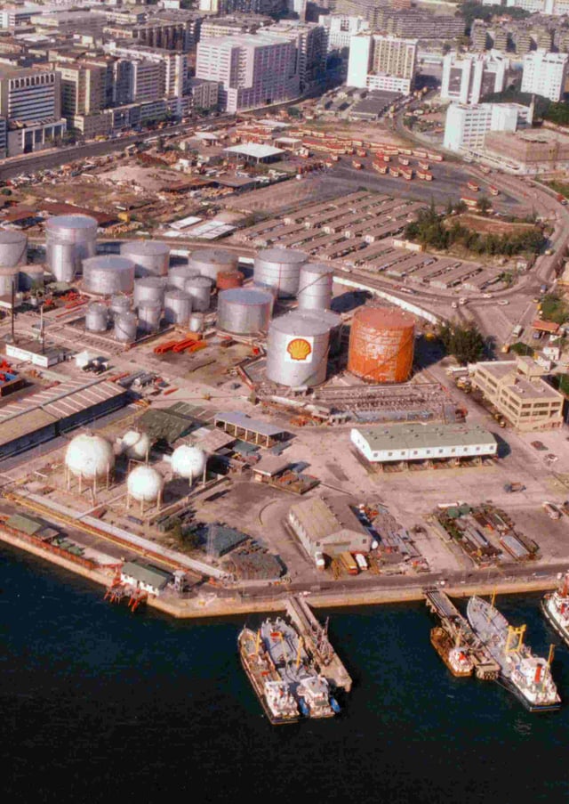 Former Shell oil depot in Kowloon, Hong Kong around the mid-1980s