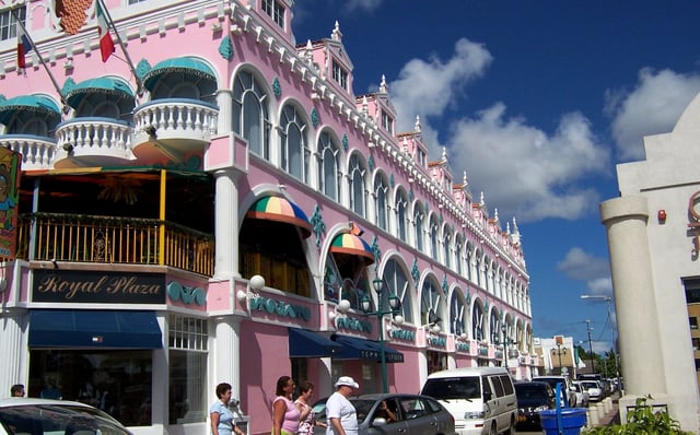 The capital Oranjestad