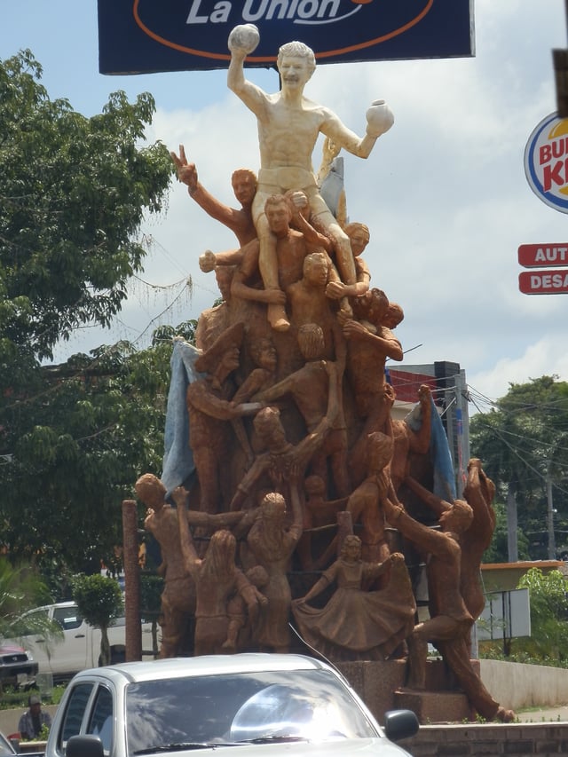 Memorial to Alexis Argüello in Managua