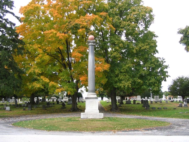 Seth Pomeroy monument, Hillside Cemetery