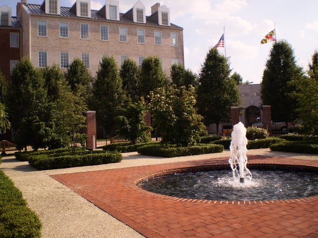 Kappa Kappa Gamma Memorial Fountain in front of the Riggs Alumni Center