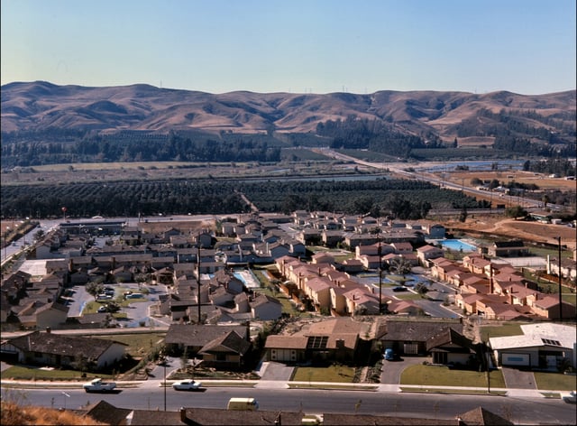 This housing development shown near Esperanza Road and Fairlynn Boulevard in 1966 shows how Yorba Linda dramatically grew in the 1960s. The city's population increased from 1,198 people in 1960 to 11,856 just a decade later.
