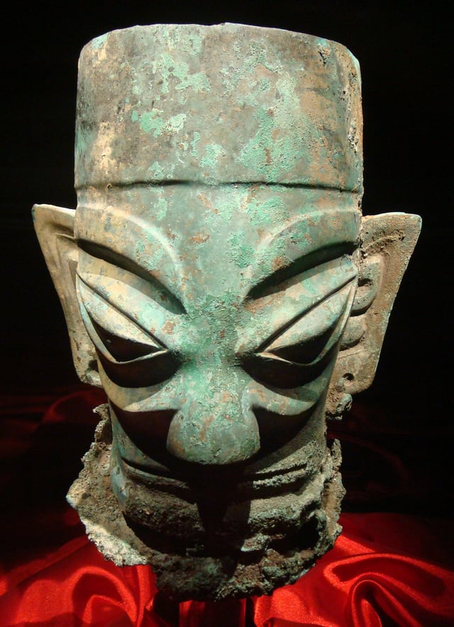Bronze head from Sanxingdui, dating from the Shu kingdom