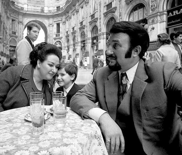 Caballé with husband and son, at Galleria Vittorio Emanuele II, Milan, 1971