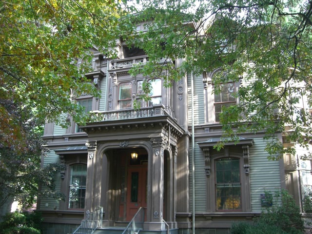 The Graves-Dwight mansion on Hillhouse Avenue