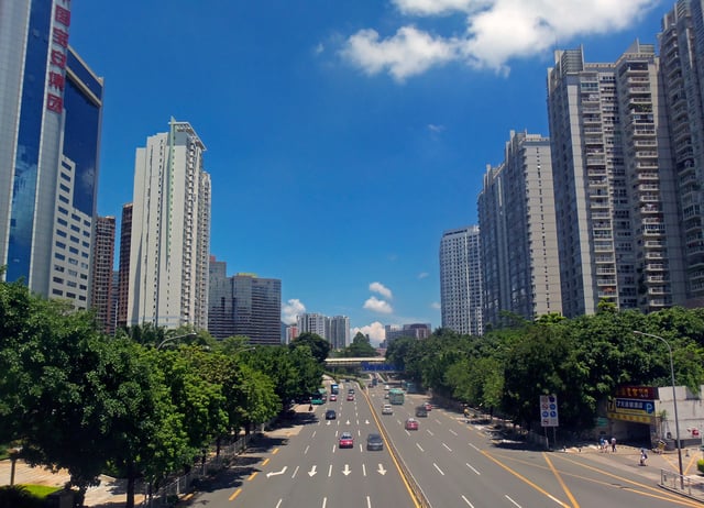 Sungang East Road from Renmin North Road