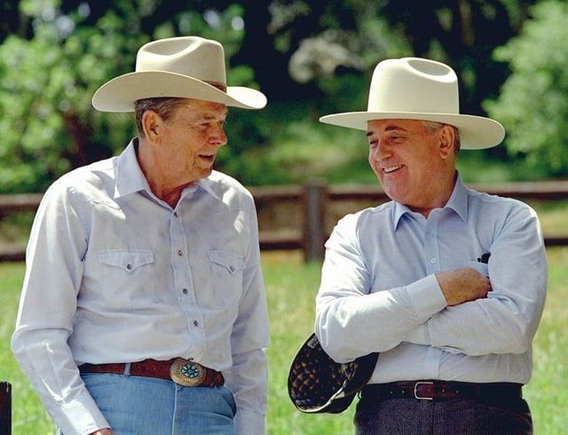 Gorbachev visiting Reagan, both in western wear, at Rancho del Cielo in 1992