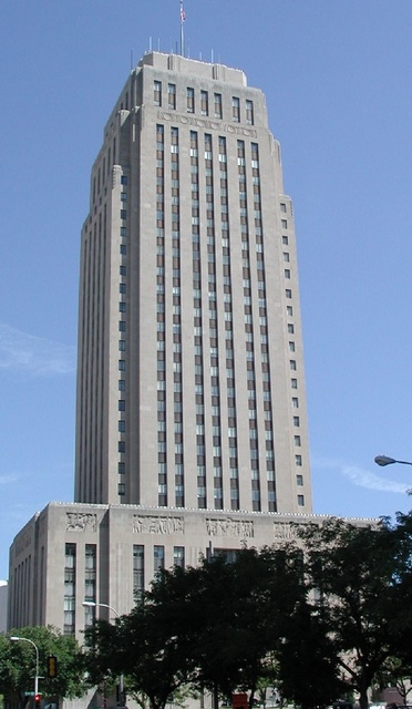 The Mayor of Kansas City has his office on the 29th floor of the Kansas City City Hall which is the highest occupiable floor in the building