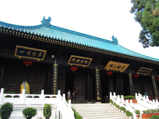 A pavilion of the City God Temple of Xian.