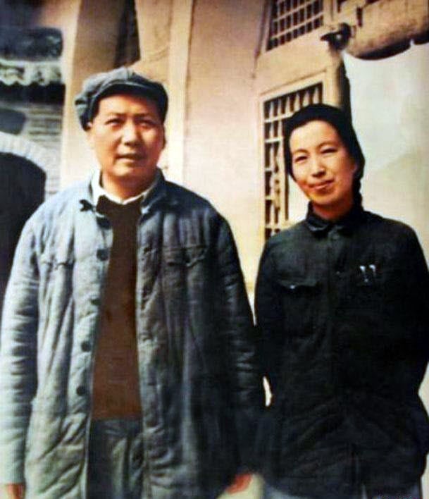 Mao with his fourth wife, Jiang Qing, called "Madame Mao", 1946