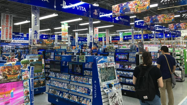 PlayStation games in Japanese store.