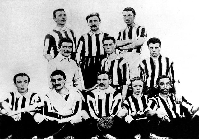 The Juventus team during the 1905 season in which they won their first league title