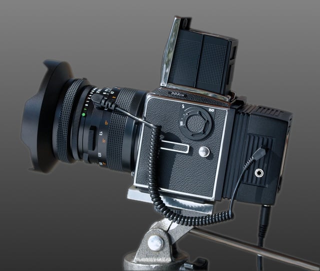 Hasselblad 503CW with Ixpress V96C digital back, an example of a professional digital camera system