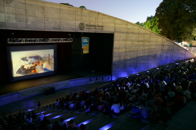 A screening at Parque Centenario, as part of the 2011 edition of BAFICI